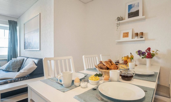 Albertsdorf Apartment | Cozy Apartment for 4 with Ocean View in Fehmarn
