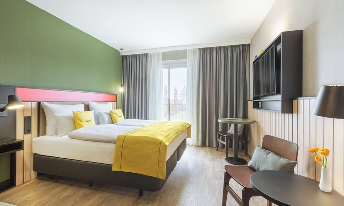 Sudliche Innenstadt Apartment | Cozy Potsdam Apartment for Two with Great Amenities