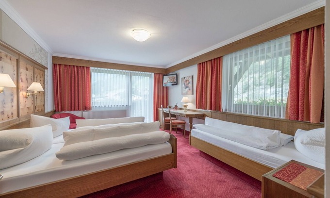 Soelden Apartment | Delightful Apartment for 5 Guests in Sölden, Ideal Location
