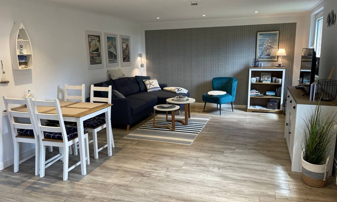 Groemitz Apartment | Cozy Oceanfront Apartment for 4 Guests in Cismar