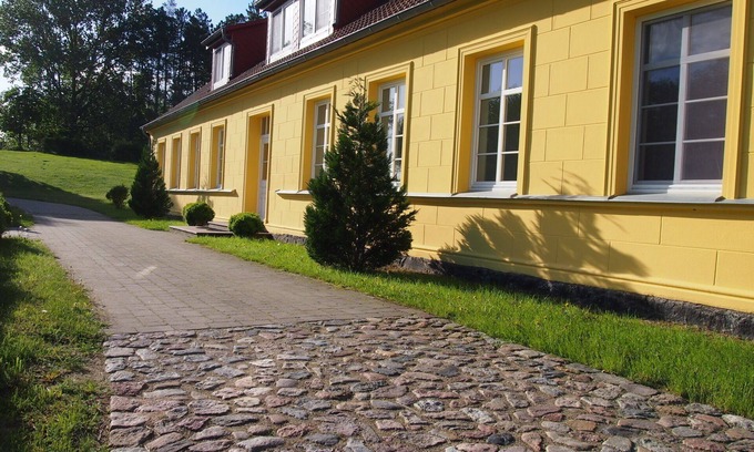 Gingst Apartment | Cozy Apartment for 2 Guests with Oceanfront Views in Gingst