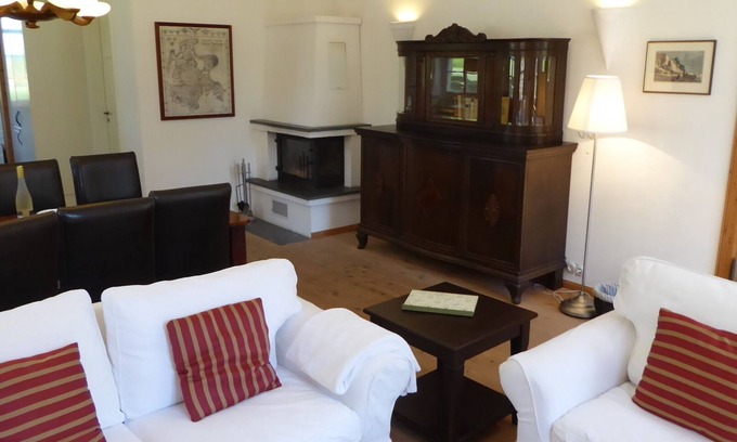 Gingst Apartment | Oceanfront Apartment for 4 in Gingst - Family Friendly Stay
