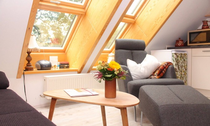 Dickel Apartment | Cozy Apartment for 4 Guests in Rehden with Pool Access