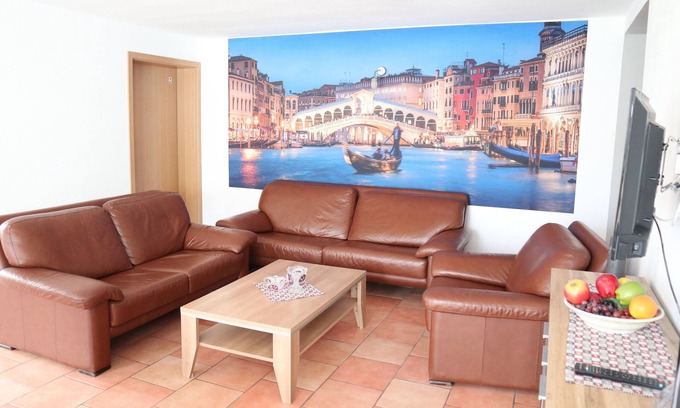 Heede Apartment | Spacious Vacation Apartment for 4 with Ocean View in Heede