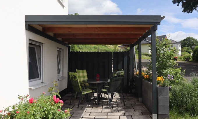 Boos Apartment | Bright Apartment for 5 with Ocean View in Boos