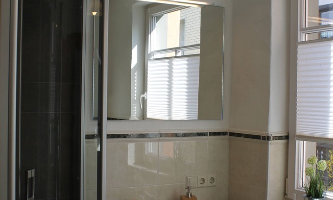 Pommern Apartment | Top-Rated Pommerbach OG Vacation Apartment with Breakfast