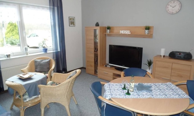 Kurrenberg Apartment | Family-Friendly Ocean View Apartment at Beate Erz