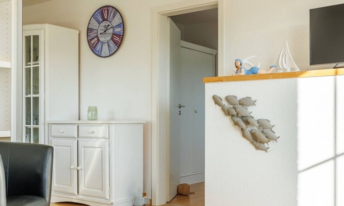 Laboe Apartment | Top-Rated Bellevue W06: Oceanfront Bliss & Family-Friendly