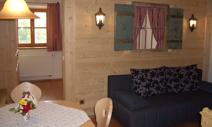 Kleinhogl Apartment | Top-Rated Vacation Apartment in Berchtesgaden for 4
