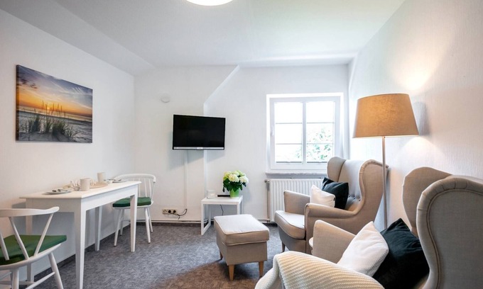 Albertsdorf Apartment | Oceanfront Apartment for 2 Guests in Albertsdorf - Rated 9/10