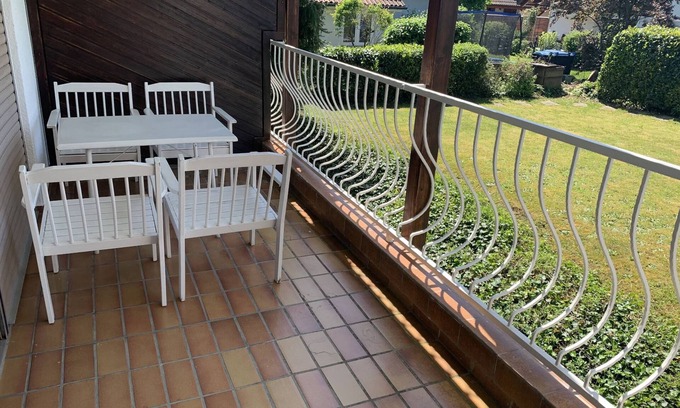 Langenargen Apartment | Cozy 1-Bedroom Vacation Apartment with Kitchen & Breakfast