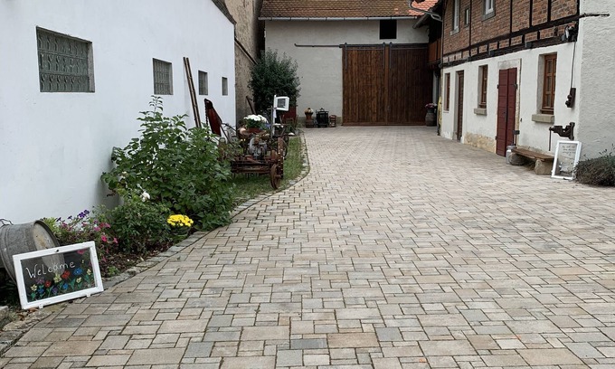 Strullendorf Apartment | Guest Rated 10/10: Ocean View Apartment in Lindenhof