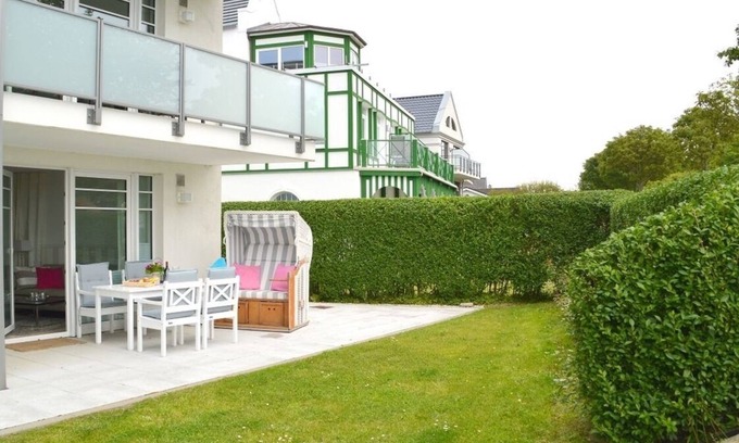 Wyk auf Foehr Apartment | Spacious Oceanfront Apartment for 5 in Wyk auf Föhr