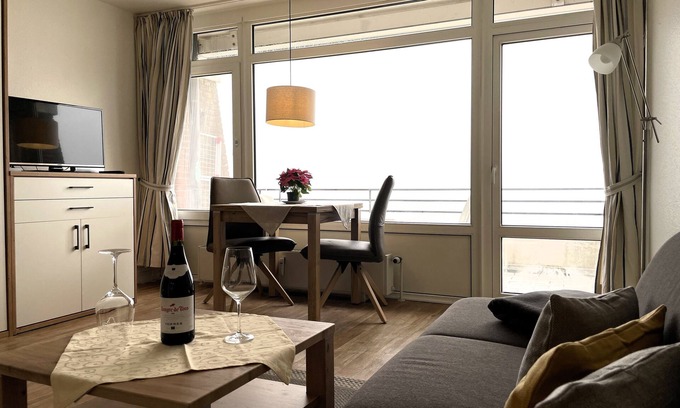Wyk auf Foehr Apartment | Cozy Oceanfront Apartment for Two in Wyk auf Föhr