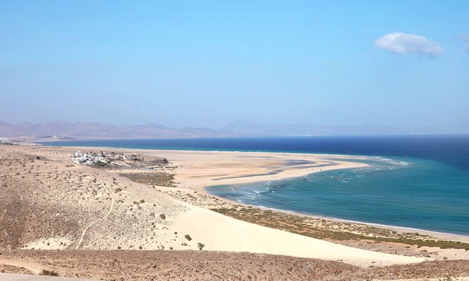Bahia Calma Apartment | Relaxing Vacation Apartment 'Dacosta' with Pools & Views