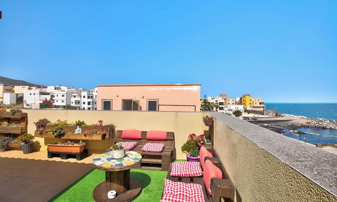 Arico Apartment | Top-Rated 'Estudio Las Eras' with Ocean View & Private Terrace