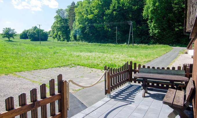 Melbecke Apartment | Relaxation Awaits at Ferienwohnung Waldblick - Guest Rated 10/10