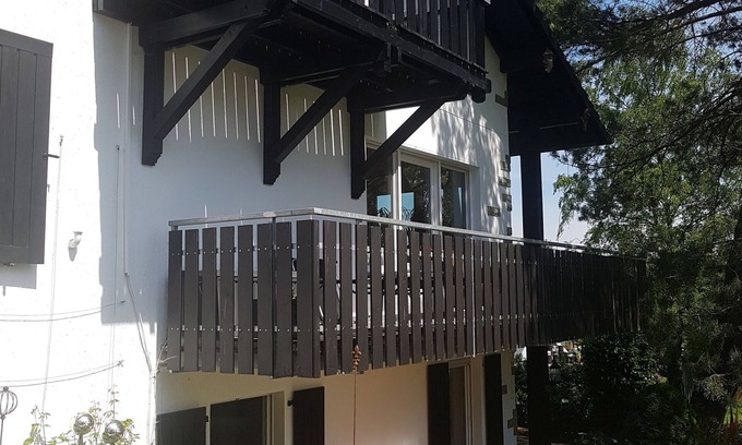 Balve Apartment | Garden View Vacation Apartment with Family-Friendly Amenities