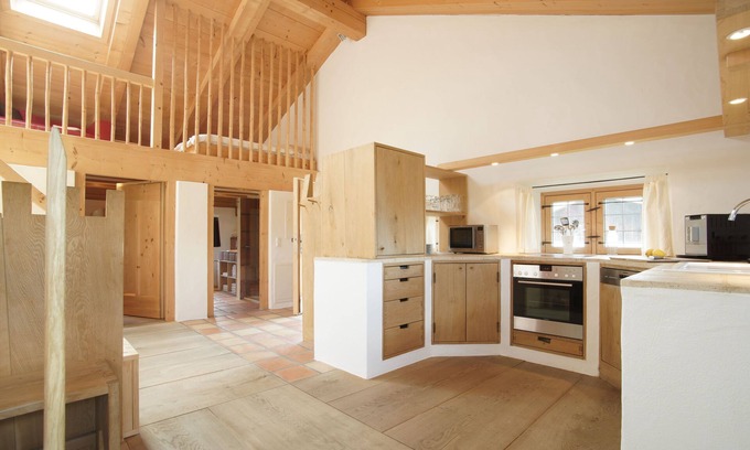 Chieming Apartment | Inviting Vacation Apartment Helena with Balcony & Kitchen