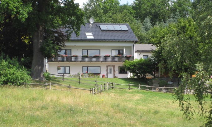 Glosingen Apartment | Pet-Friendly Vacation Apartment for Your Sauerland Adventure