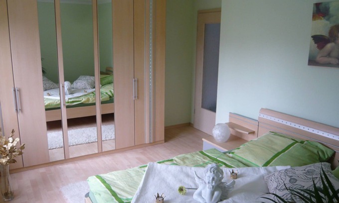 Witzelroda Apartment | Inviting Vacation Apartment at PUMMPÄLZHOF with Pool