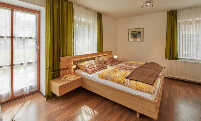 Eschlkam Apartment | Cozy Getaway: Brewery Inn Apartment for Two in Bavarian Forest