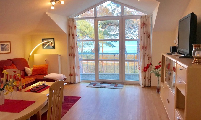 Juliusruh Apartment | Beachfront Vacation Apartment in Juliusruh with Ocean View