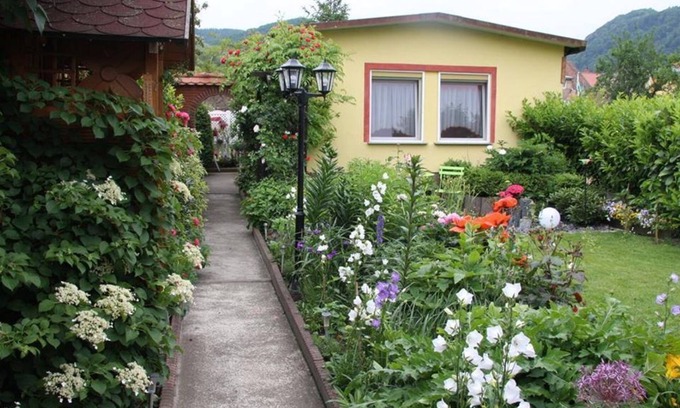 Thale Apartment | Top-Rated Ferienwohnung Köhlert: Family-Friendly Retreat
