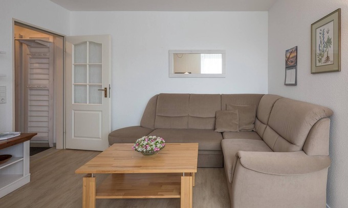Wyk auf Foehr Apartment | Charming Kleine Perle Apartment in Wyk with Ocean View