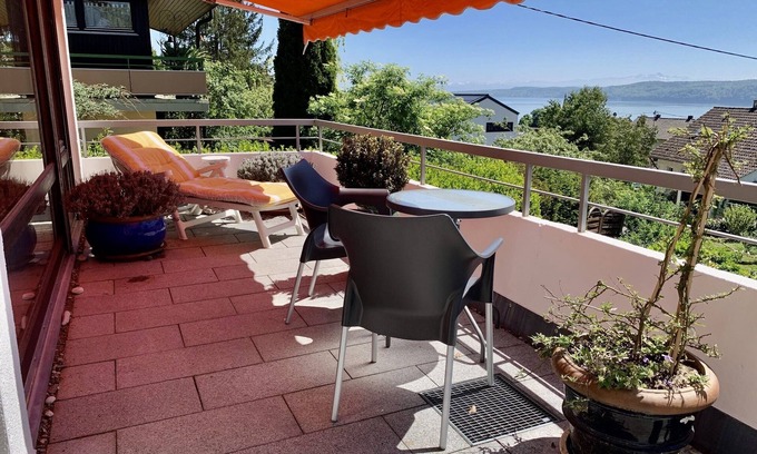 Sipplingen Apartment | Scenic Getaway at La Terrasse - Lake Constance Retreat