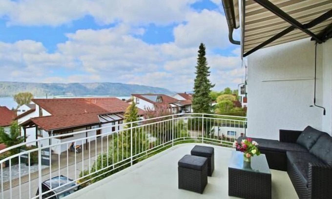 Sipplingen Apartment | Serene Lakeview Apartment with Pool in Sipplingen