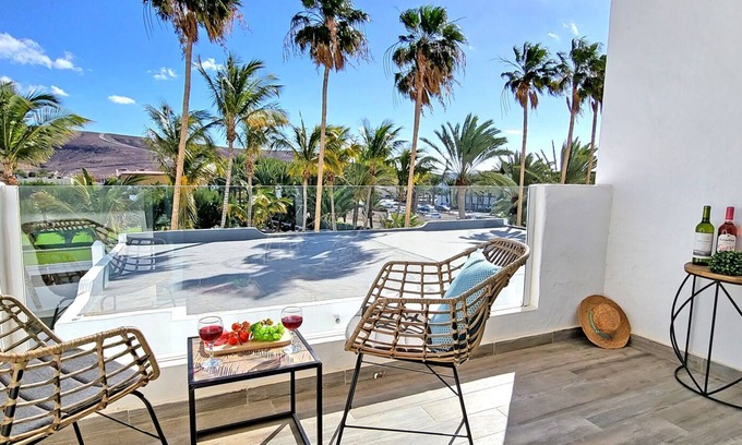 Tarajalejo Apartment | Inviting Vacation Apartment LAS PALMERAS with Oceanfront Views