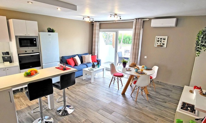 Tarajalejo Apartment | Vacation apartment LUGAR CON ALMA, Tarajalejo, balcony, air conditioning, fast WiFi