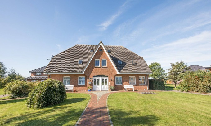 West Husum Apartment | Oceanfront Vacation Apartment Maashof Störtebeker in Husum