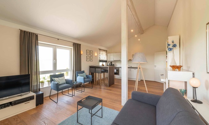 Eckersdorf Apartment | Ocean View Vacation Apartment Red Hill - Ideal for Families