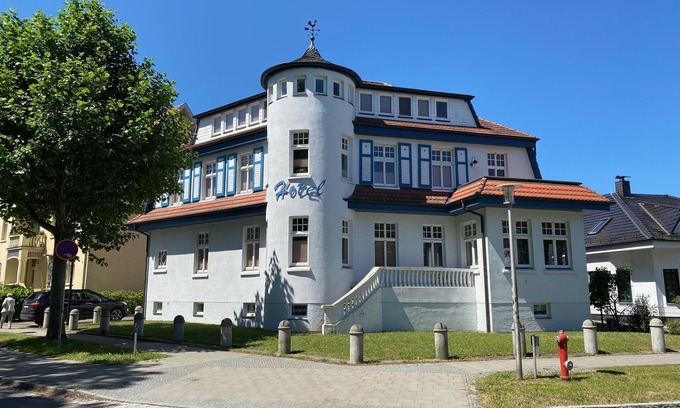 Stralsund Villa | Oceanfront Villa am Meer - Discover Stralsund's Beauty