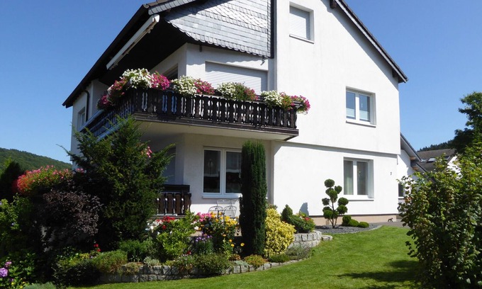 Hoppecke Apartment | Pet-Friendly Vacation Apartment Waltraud with Ocean View