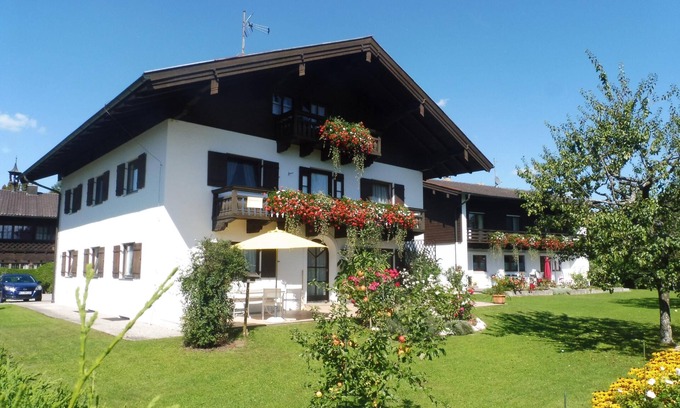 Chieming Apartment | Scenic Lake Chiemsee Apartment with Mountain Views & Free Wi-Fi