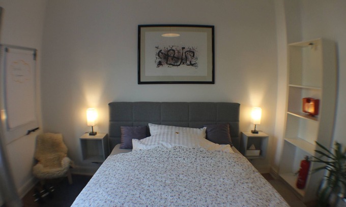Pinneberg Apartment | Vacation apartment with connection to stadiums/city center - Holiday apartment with