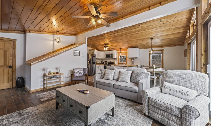 Lake Luzerne House | Cozy Cabin Getaway Steps from Lake George