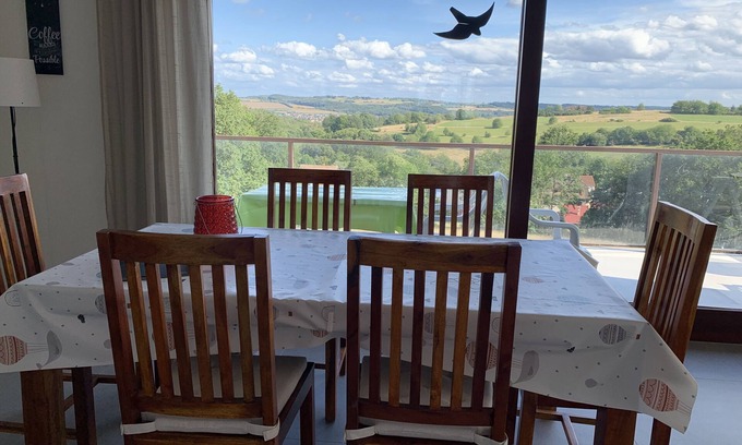 Tholey House | Cozy Vacation Cottage Varuswald with Pool & Family Amenities