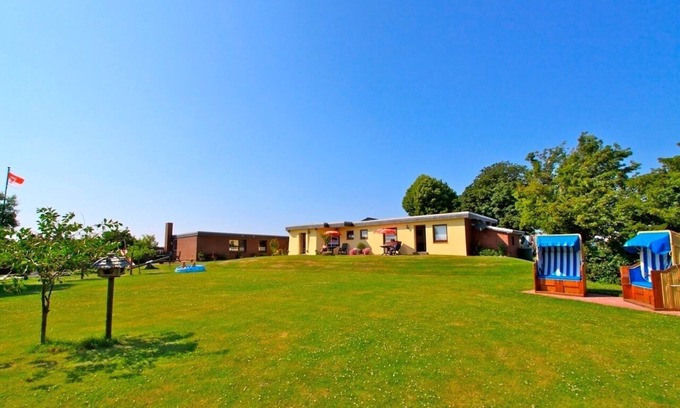 Bannesdorf Apartment | Cozy Apartment for 3 with Kitchen in Fehmarn OT Bannesdorf