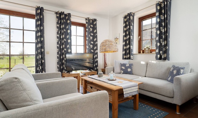 Sahrensdorf Apartment | Vacation apartment/apartment for 4 guests with 70m² in Fehmarn OT Sahrensdorf (295141)