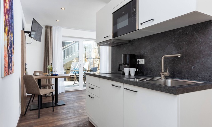 Eibelstadt Apartment | Vacation directly with the winemaker - living on the winery!