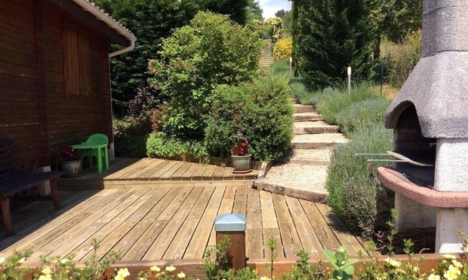 Terrasson-la-Villedieu Ski Chalet | Relaxing Rentals in Périgord with Heated Salt Pool