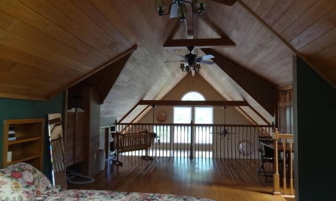 Deltaville House | Exceptional Vacation Getaway on Chesapeake Bay with Ocean Views