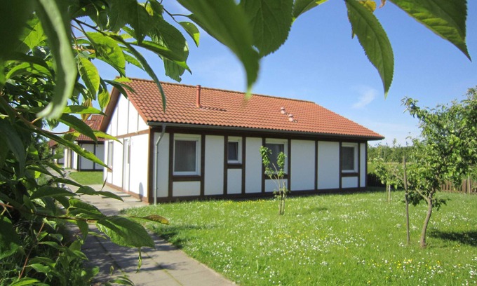 Hollern House | Cozy Cottage Kogge: Pet-Friendly Retreat in Altes Land
