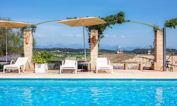Lloret de Vistalegre House | Relaxing Getaway at Sa Rota den Palerm 2 with Pool & Views