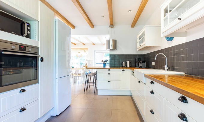 Neuhaus House | Top-Rated Oceanfront Vacation Home "Hühnergott" with Pool