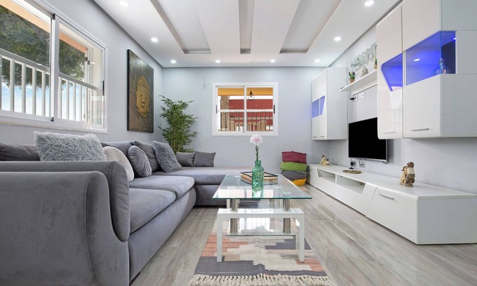 Puerto del Rosario Apartment | Cozy Oceanfront Vacation Home "7 Dioses" with Wi-Fi